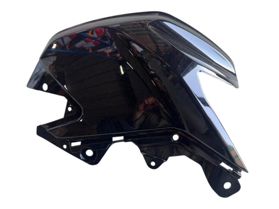 BENZİN DEPO ARKA KAPAK SAĞ (SİYAH) (N62241790D) TVS RAİDER 125